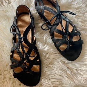 Gentle Souls Kenneth Cole Orly Sandal - Like New!